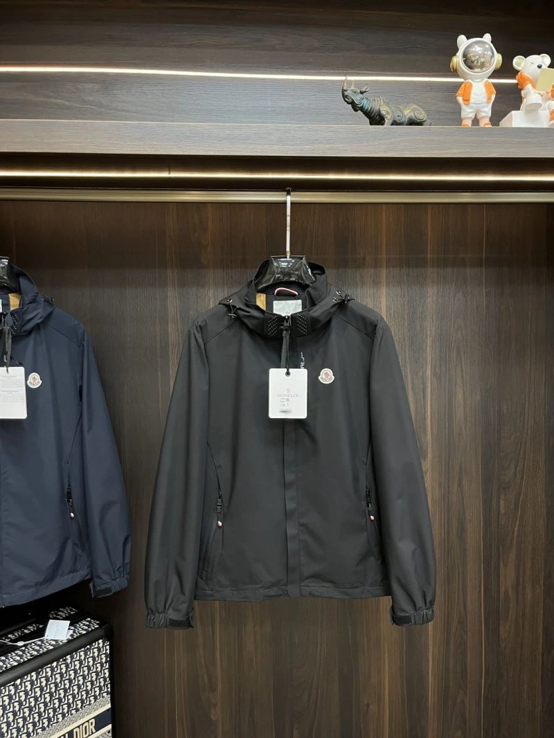 Moncler Outwear RelaxedFit 143391