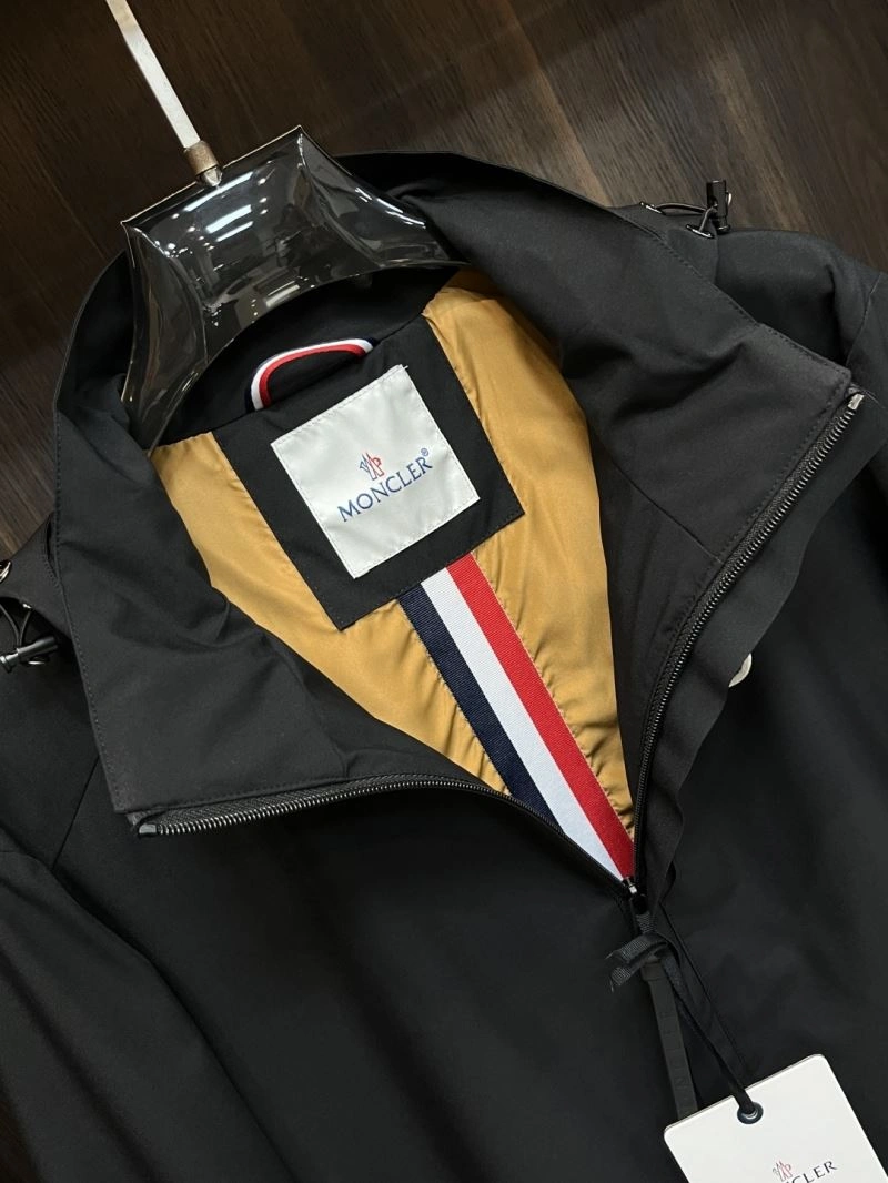 Moncler Outwear RelaxedFit 143391