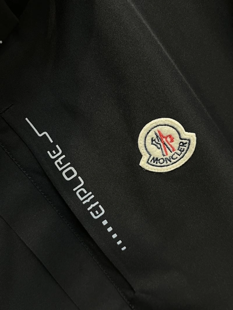 Moncler Outwear RelaxedFit 143391