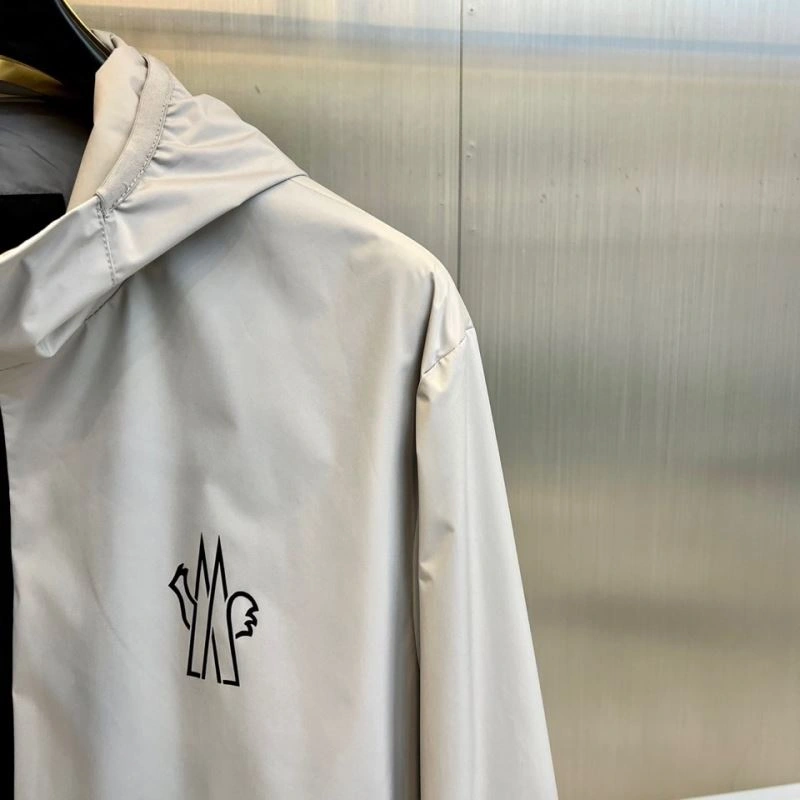 Casual Moncler Outwear 143363