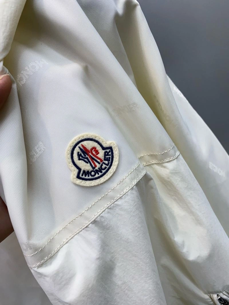 Moncler Outwear MultiPurpose 143380