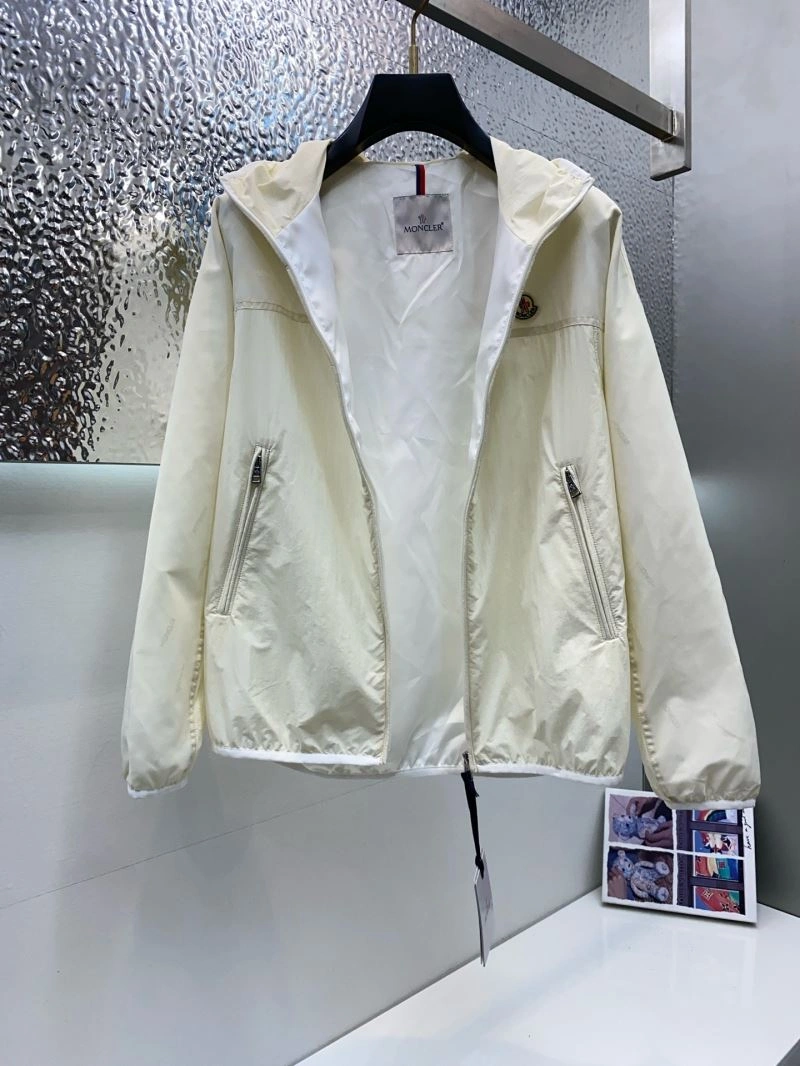 Moncler Outwear MultiPurpose 143380