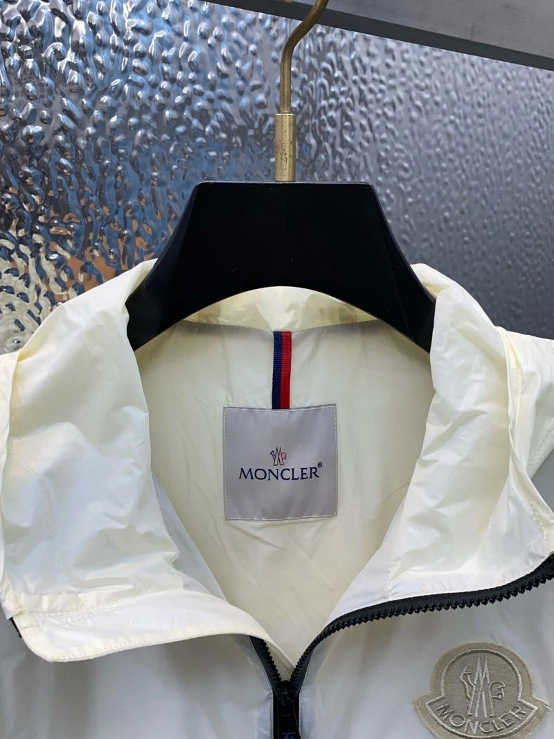 Moncler Outwear Colorful 143385