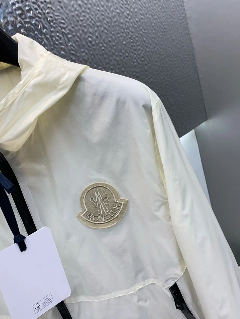 Moncler Outwear Colorful 143385