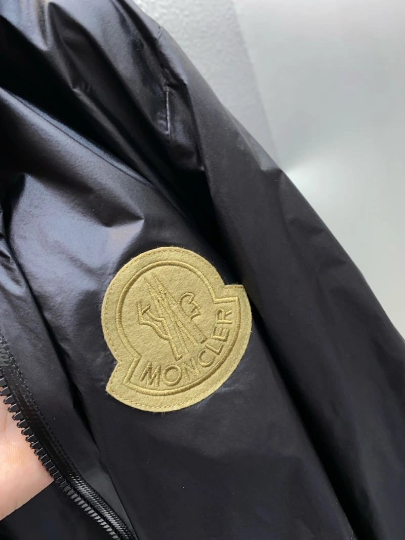 Comfortable Moncler Outwear 143371
