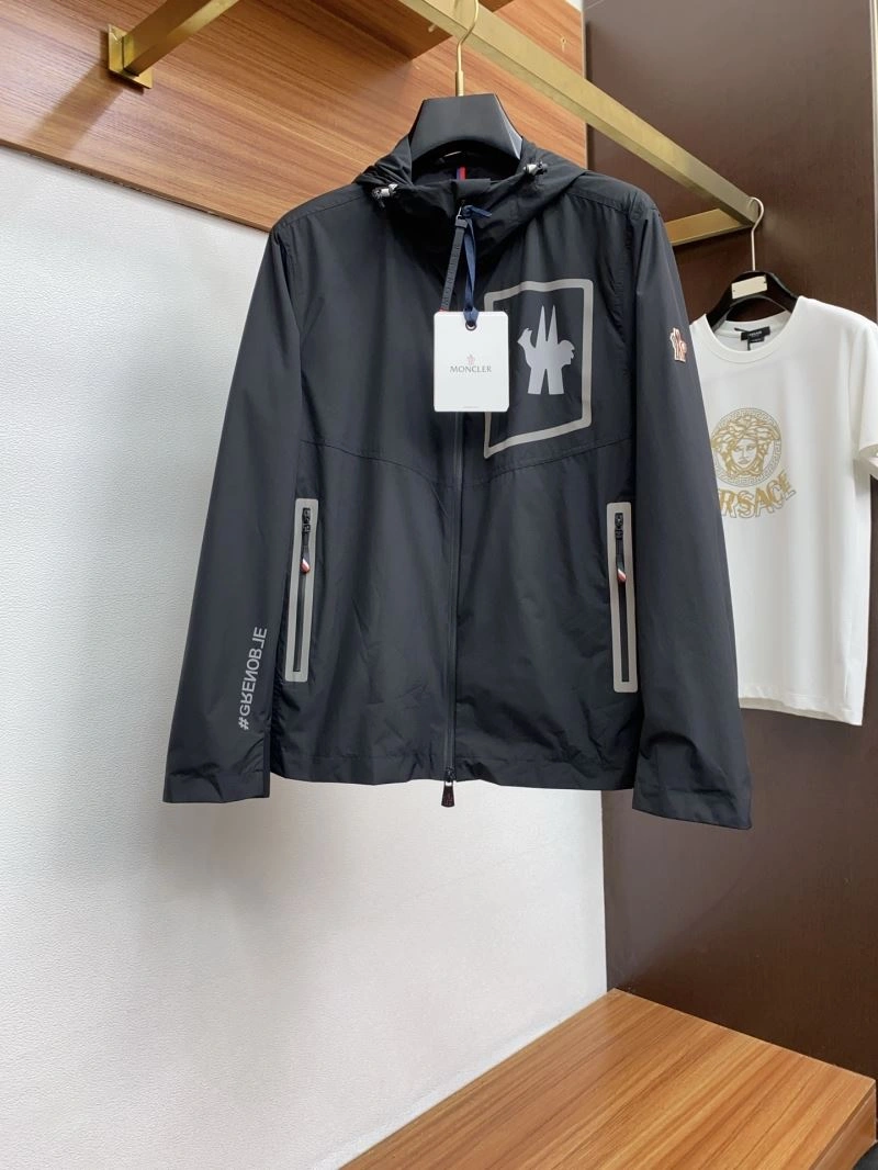 Moncler Outwear Cozy 143361
