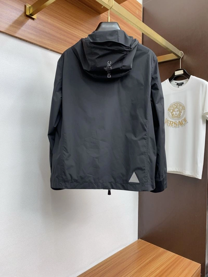 Moncler Outwear Cozy 143361