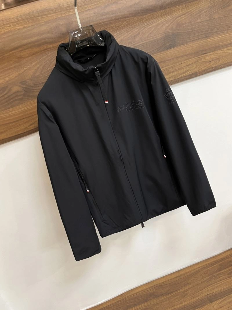 Durable Moncler Outwear 143393