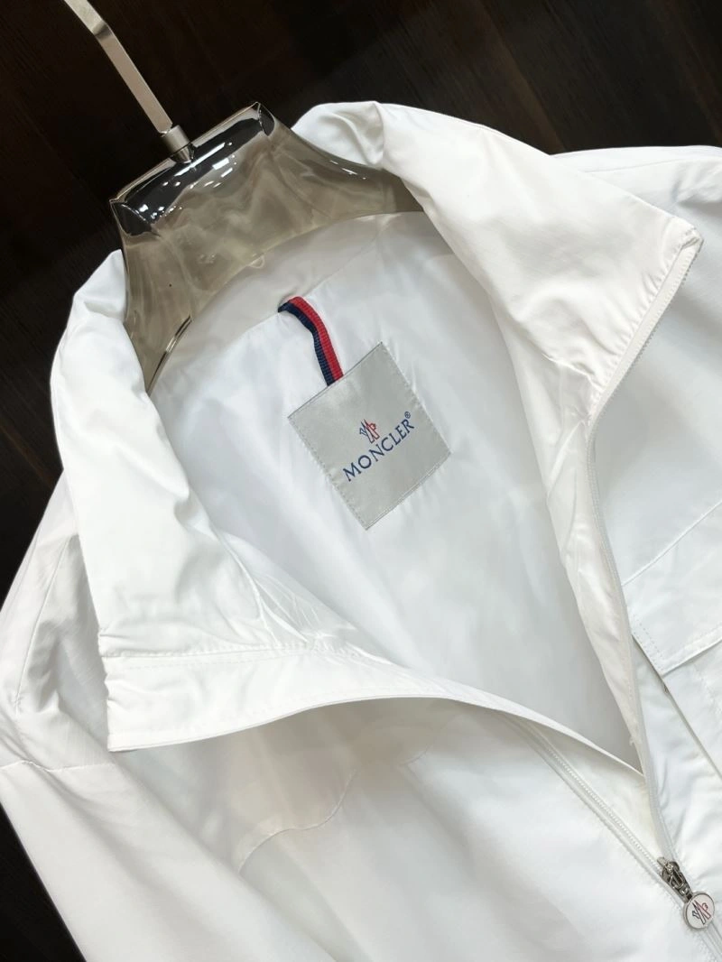 Popular Moncler Outwear 143368