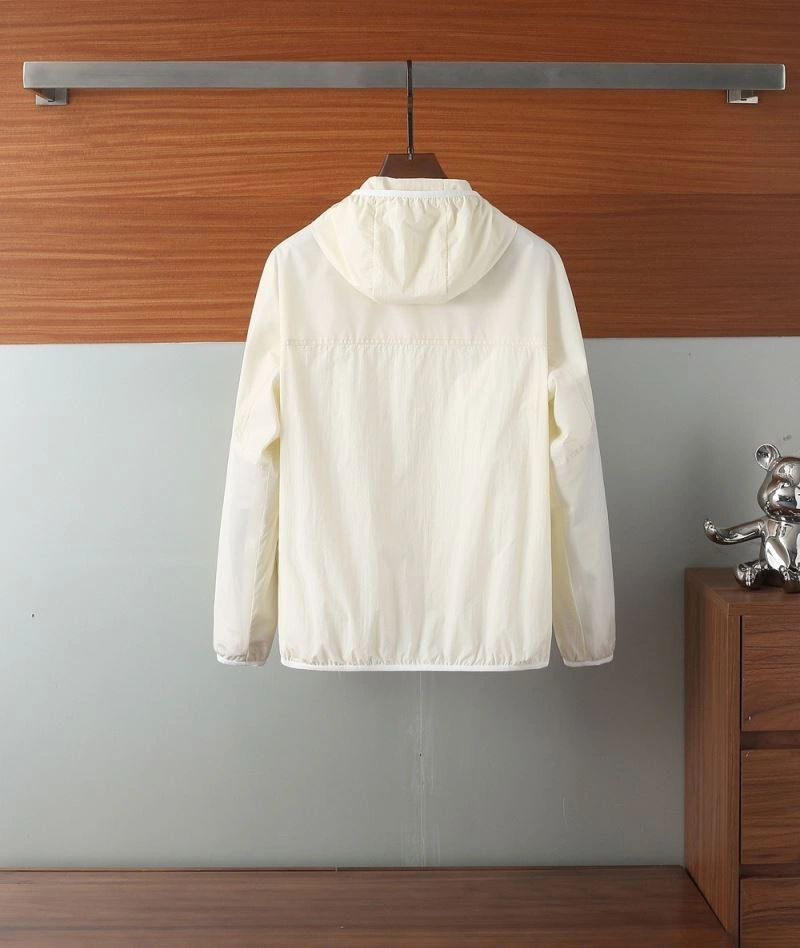 Timeless Moncler Outwear 143357