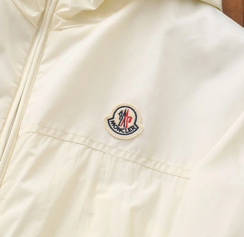 Timeless Moncler Outwear 143357