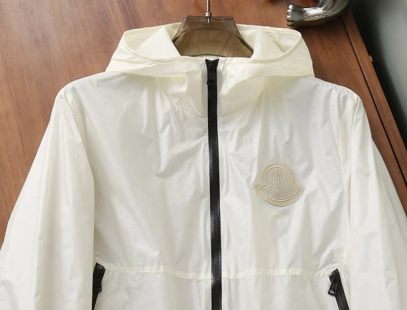 Moncler Outwear Breathable 143355