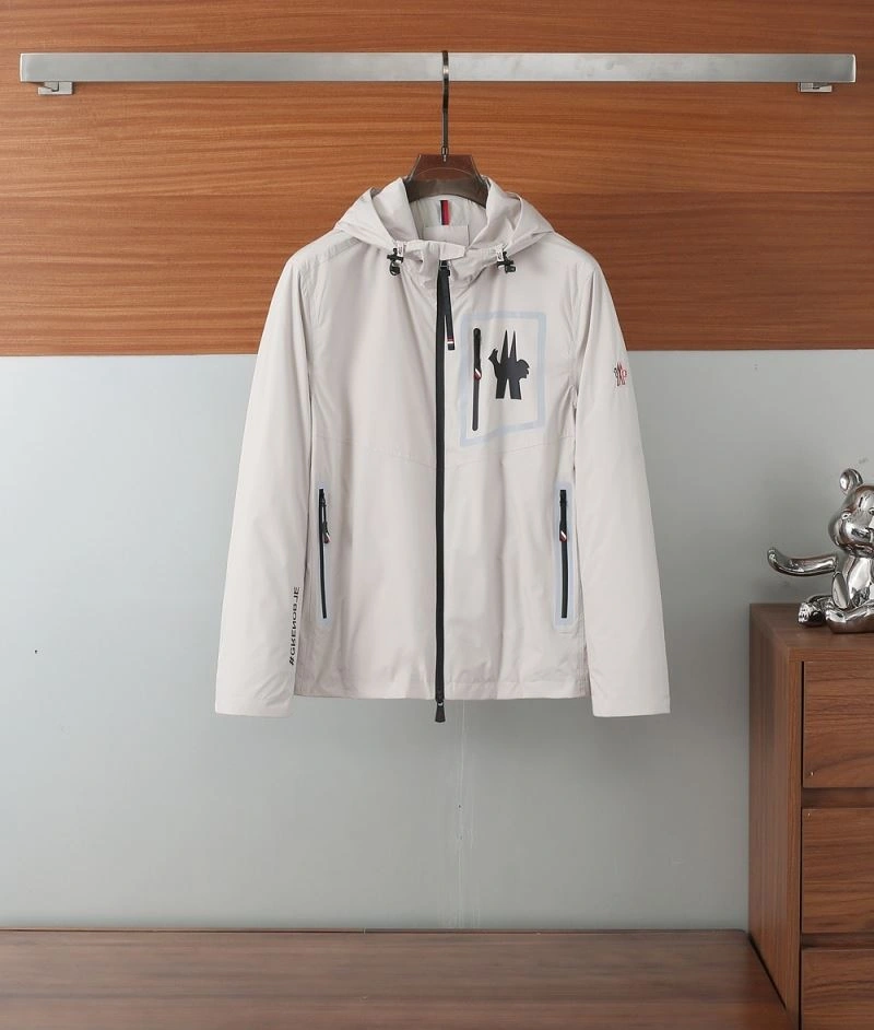 Reliable Moncler Outwear 143356