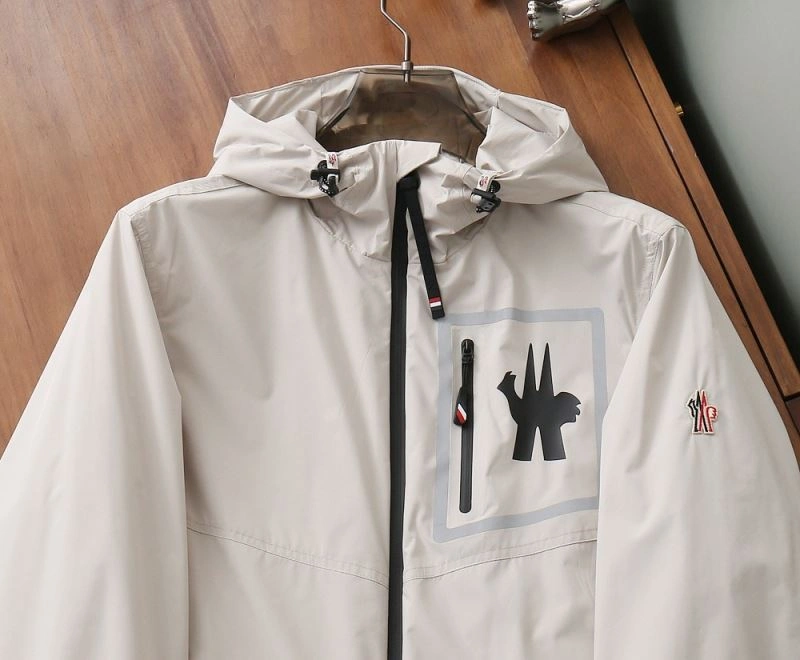 Reliable Moncler Outwear 143356