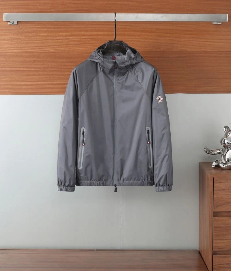 BestValue Moncler Outwear 143337
