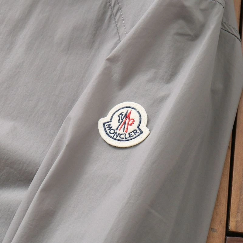 Thermal Moncler Outwear 143345
