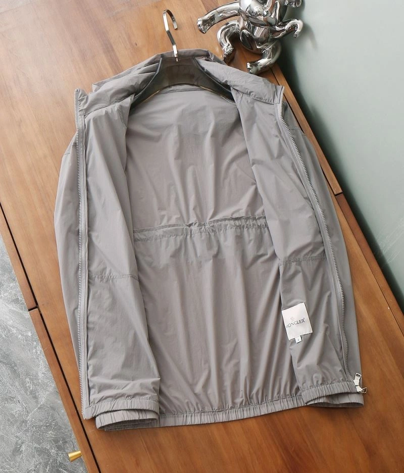 Thermal Moncler Outwear 143345
