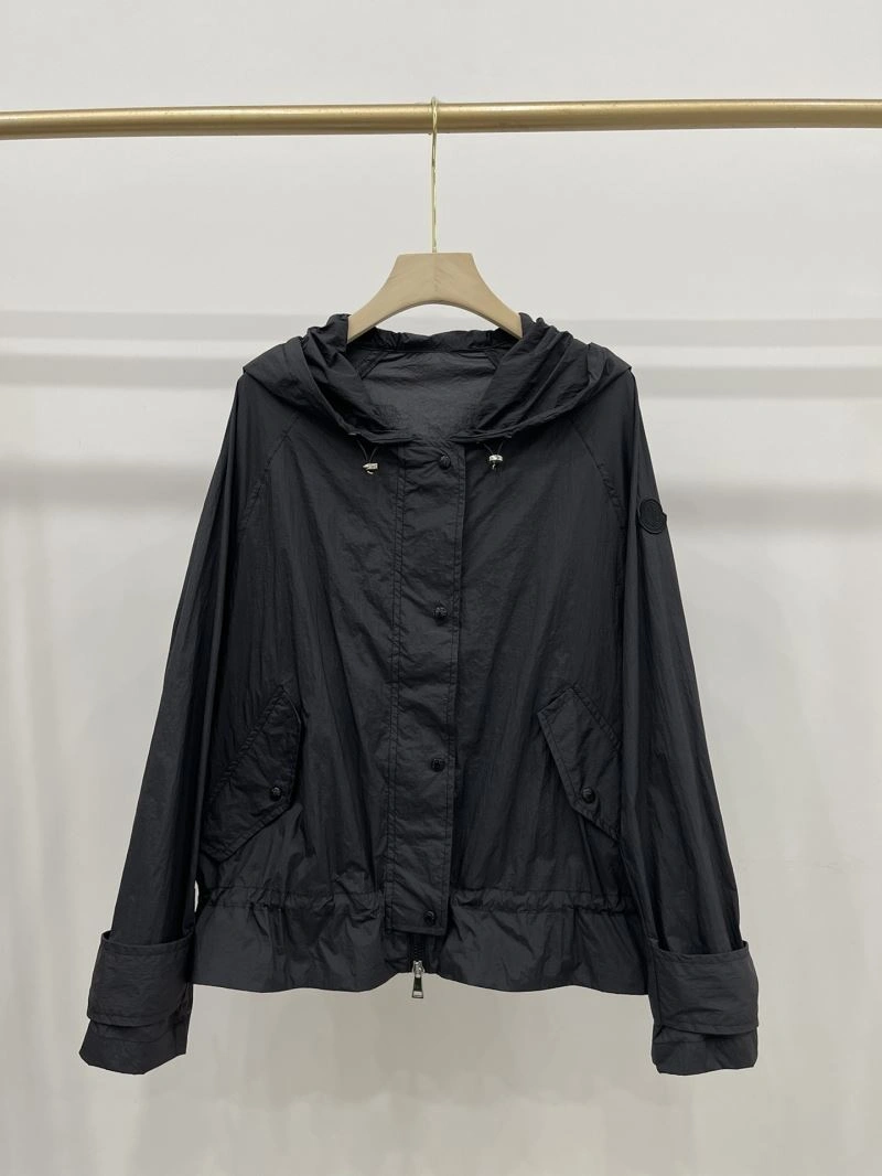 EasyCare Moncler Outwear 143339