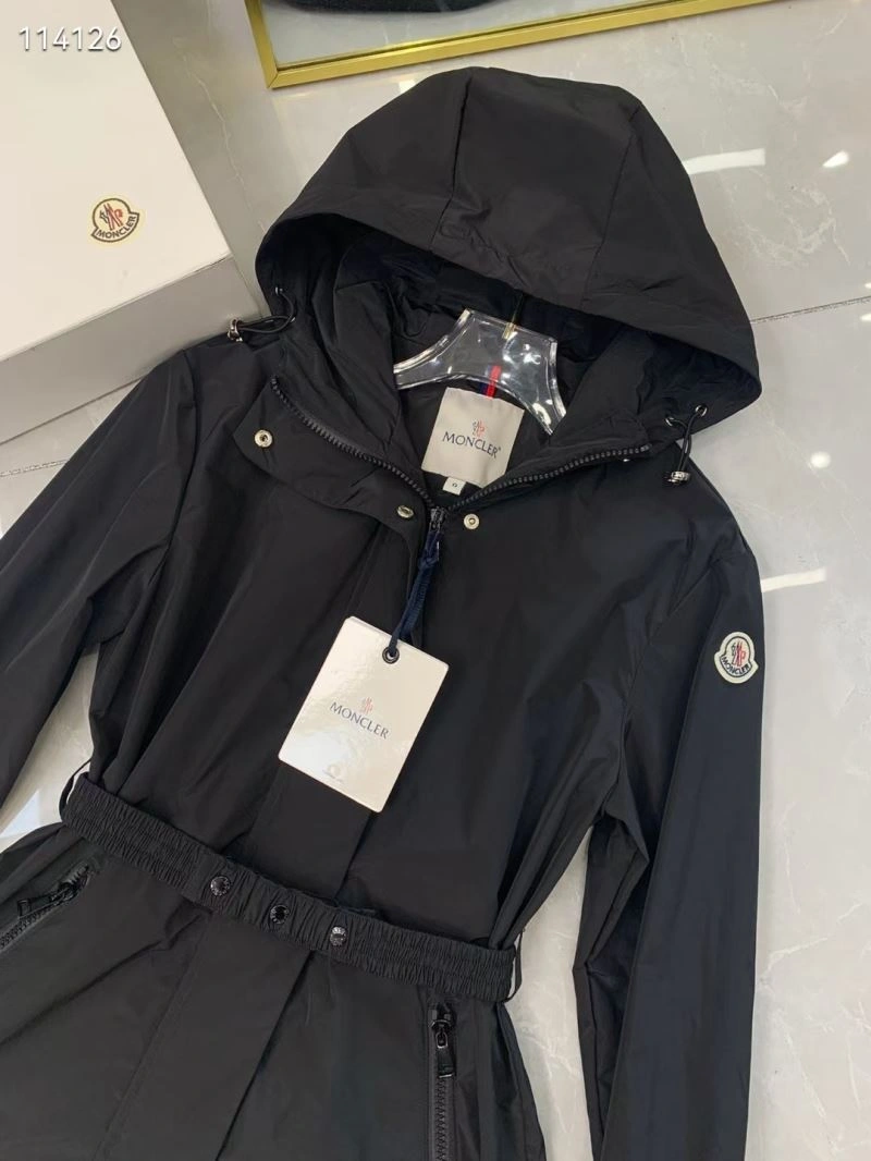 Moncler Outwear GoAnywhere 143347