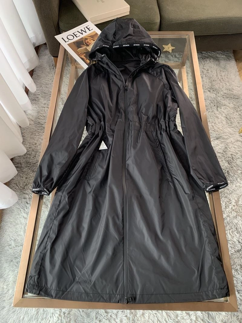 Moncler Outwear Bold 143344