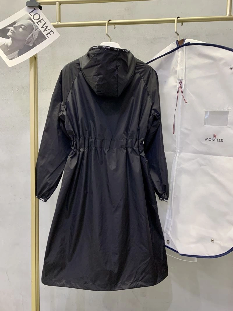 Moncler Outwear Bold 143344