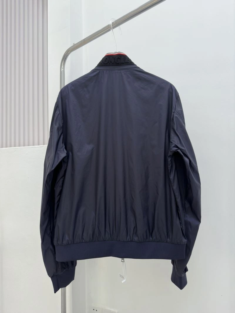 Moncler Outwear Fashionable 143332