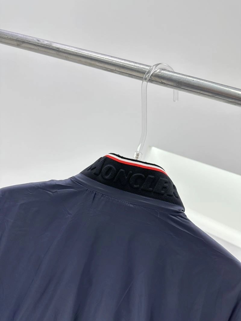 Premium Moncler Outwear 143343