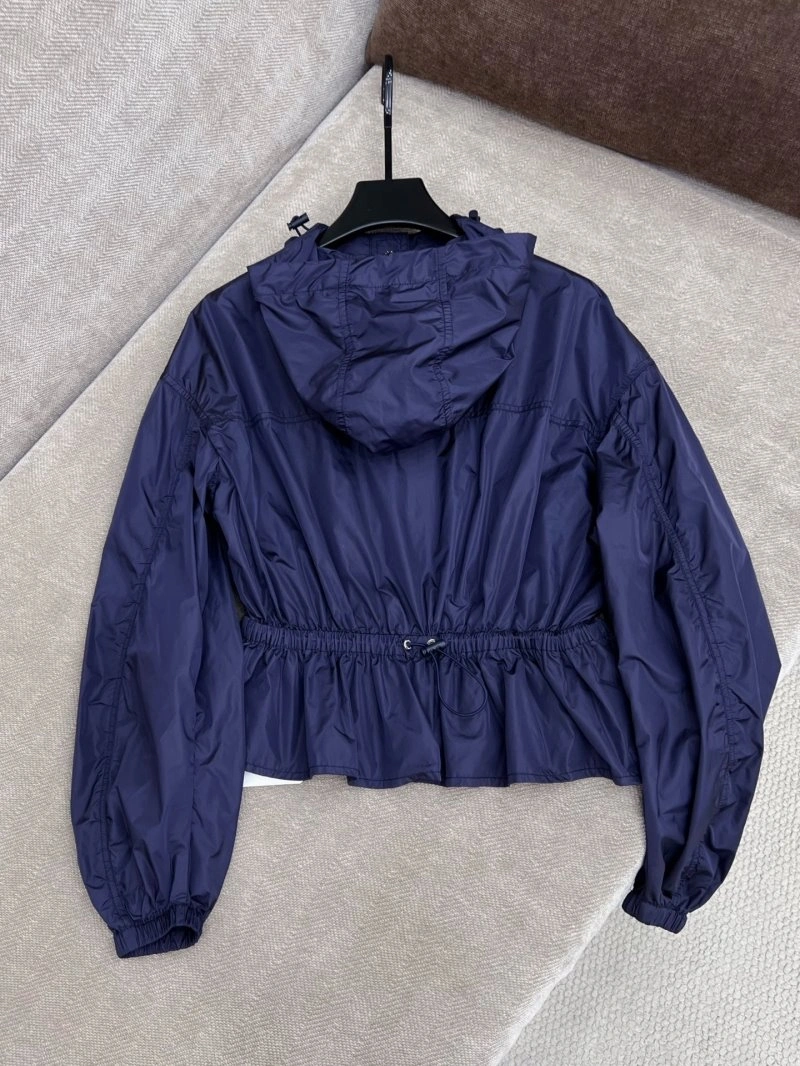 Moncler Outwear Refined 139702