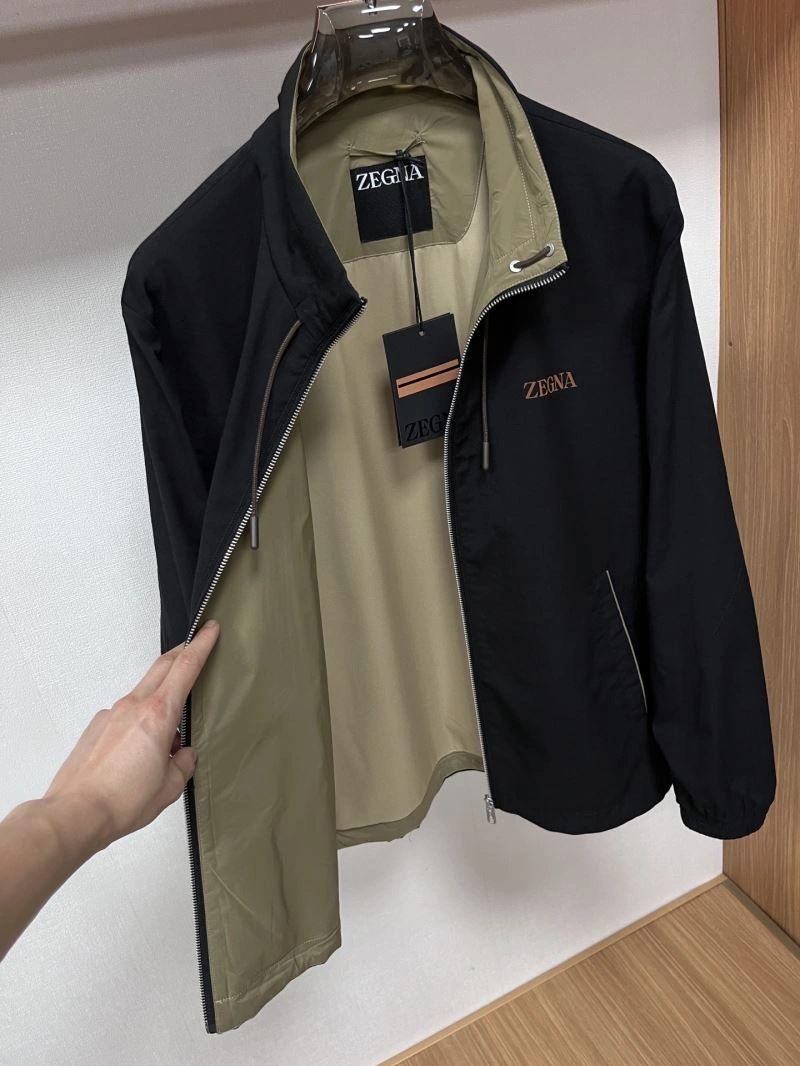 Moncler Outwear Contemporary 142545
