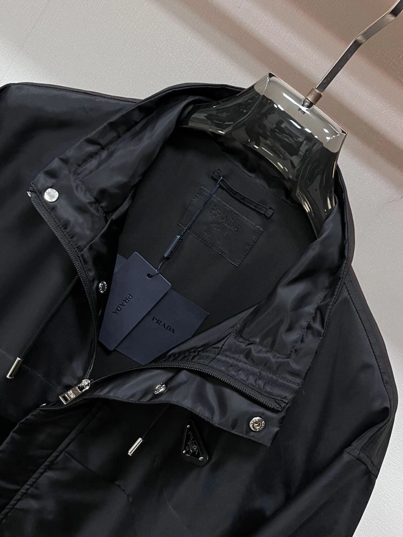 Moncler Outwear SmoothTexture 142539