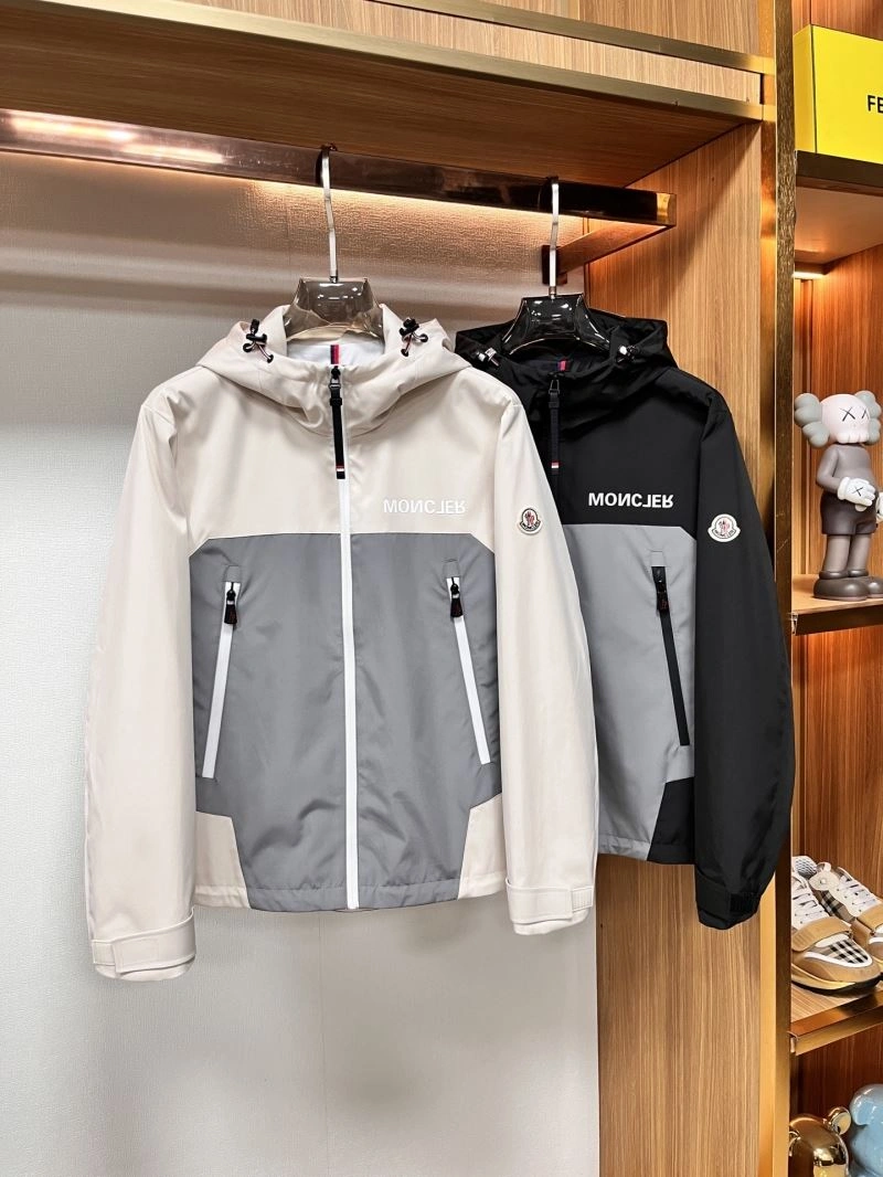 Moncler Outwear FreshLook 142531