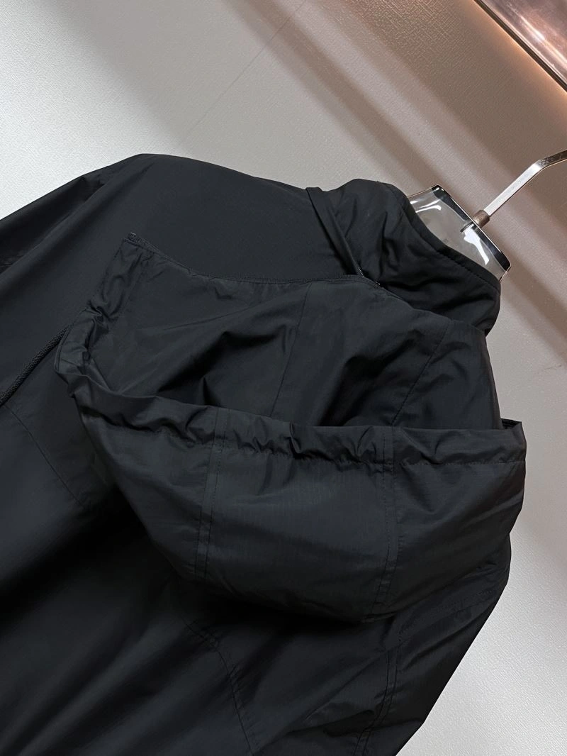 Moncler Outwear Classic 142541