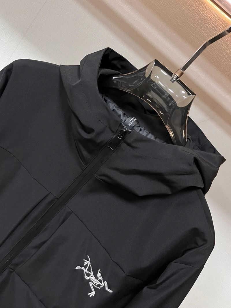 Flexible Moncler Outwear 142528