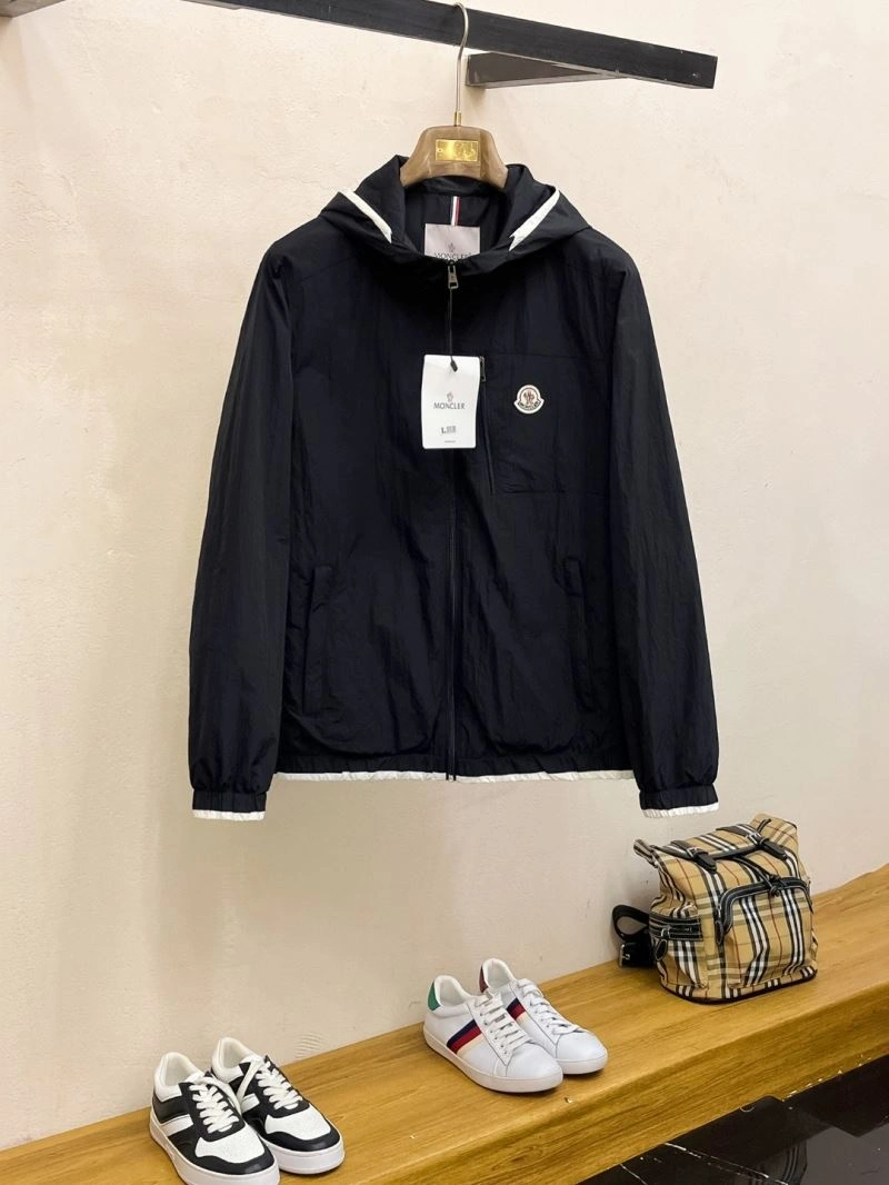 Moncler Outwear OdorResistant 142542