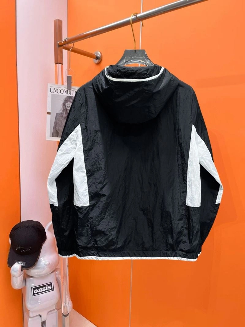 Casual Moncler Outwear 142530