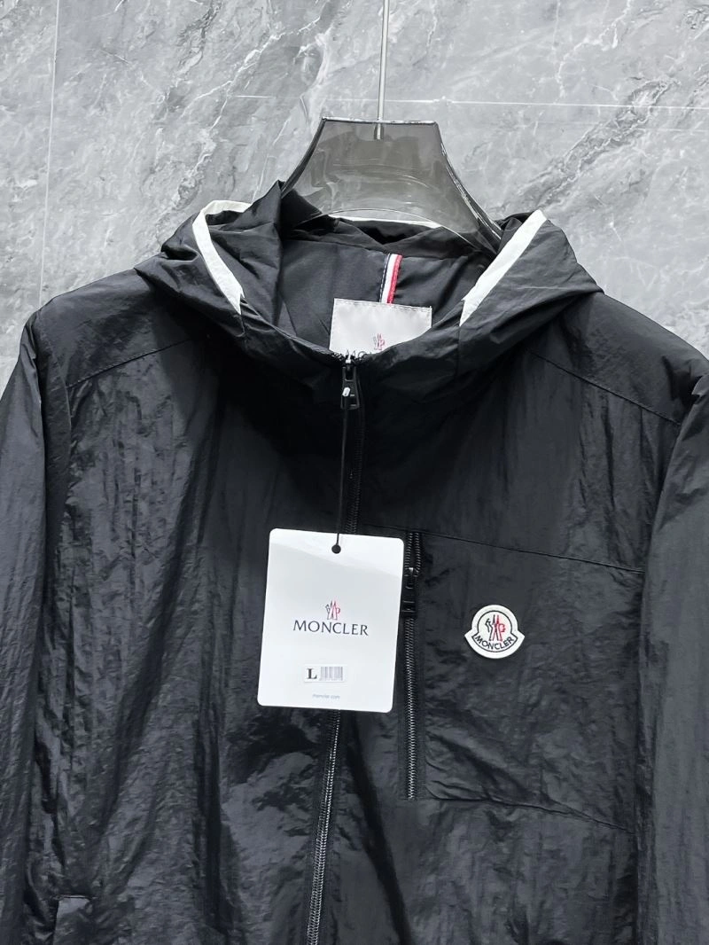 Casual Moncler Outwear 142530