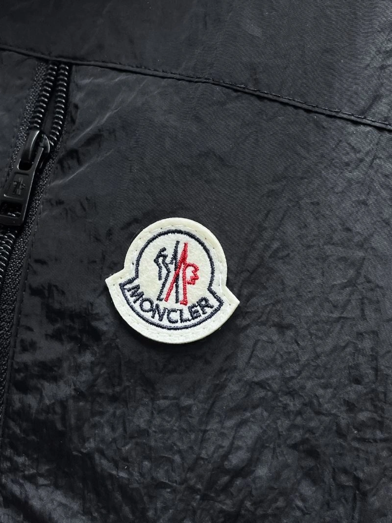 Casual Moncler Outwear 142530