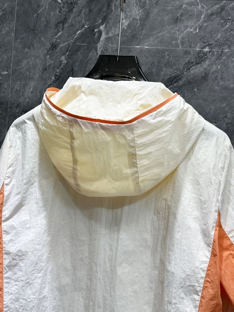 Youthful Moncler Outwear 142532