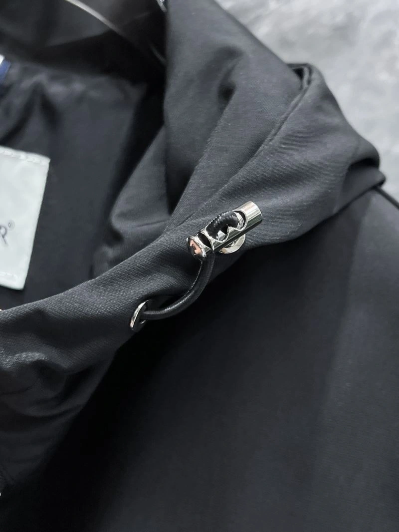Moncler Outwear UrbanChic 142533