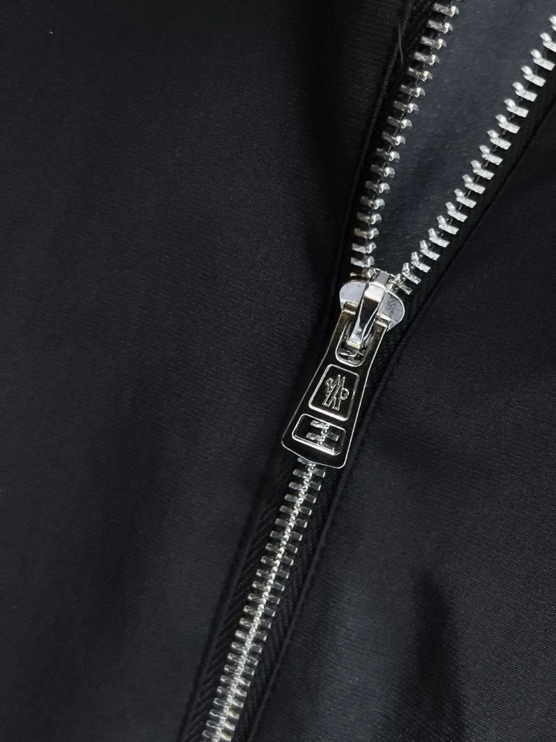 Moncler Outwear UrbanChic 142533