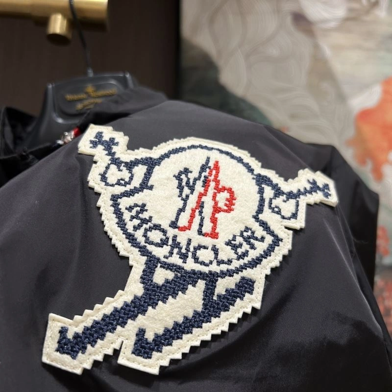 FreshLook Moncler Outwear 142537