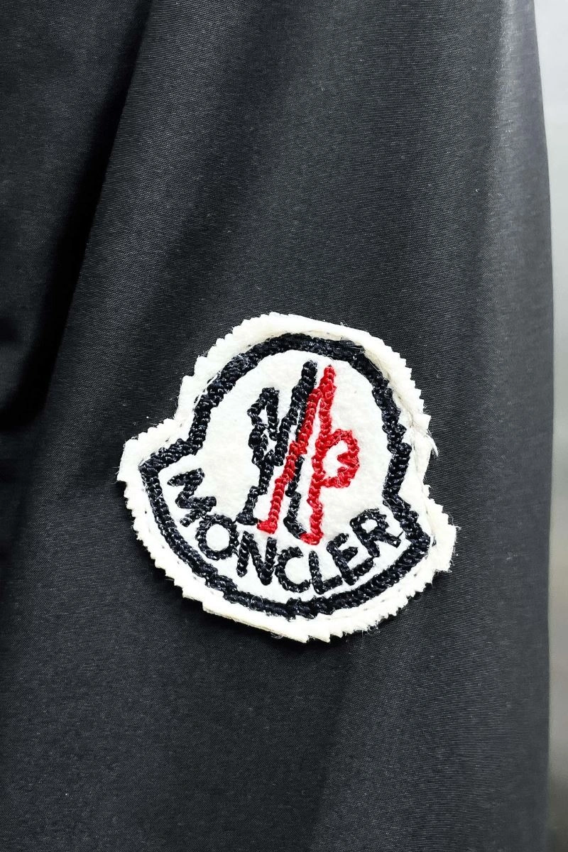 Comfortable Moncler Outwear 142540