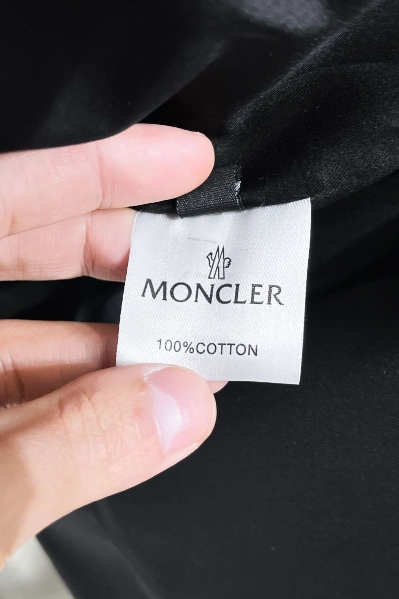 Comfortable Moncler Outwear 142540