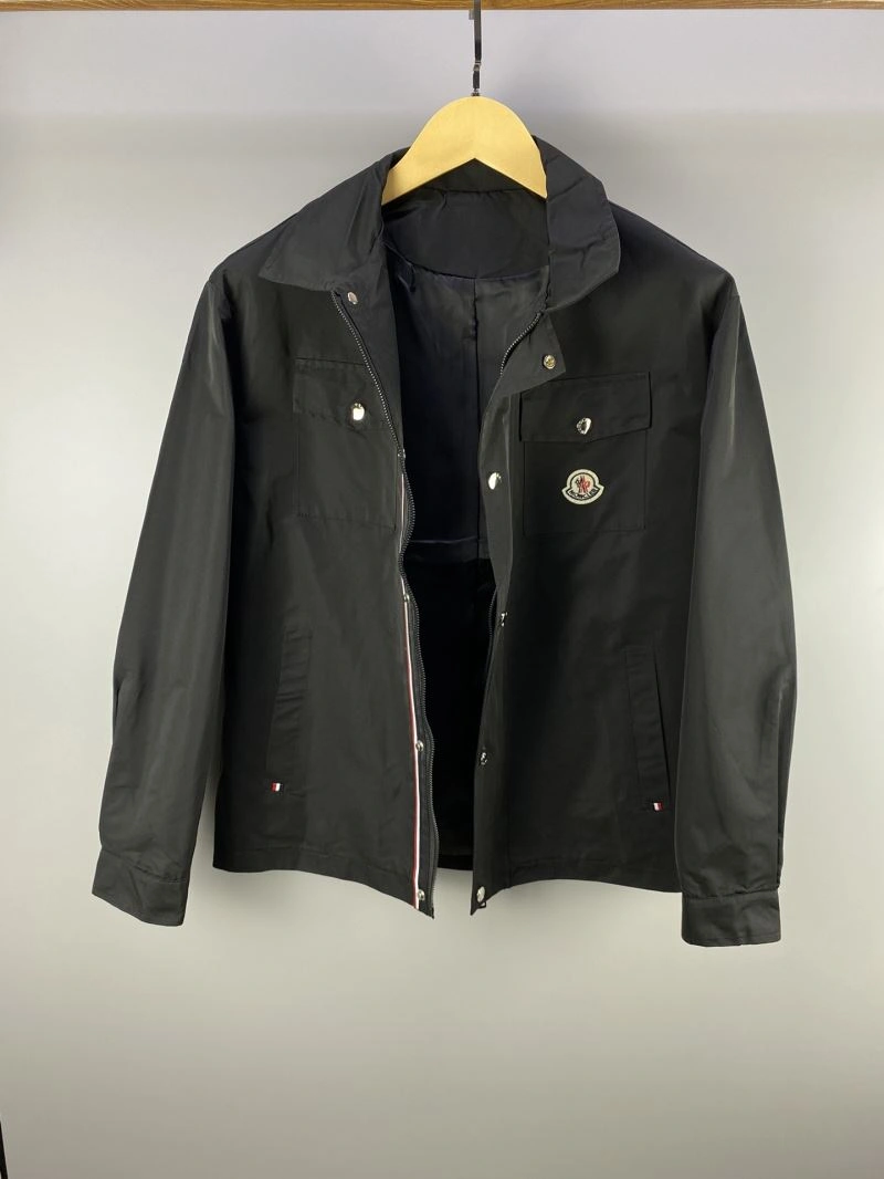 Functional Moncler Outwear 142521