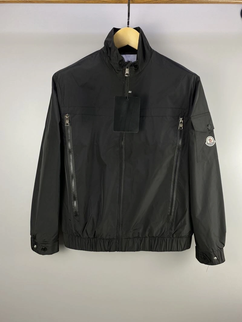 Moncler Outwear TimelessDesign 142523