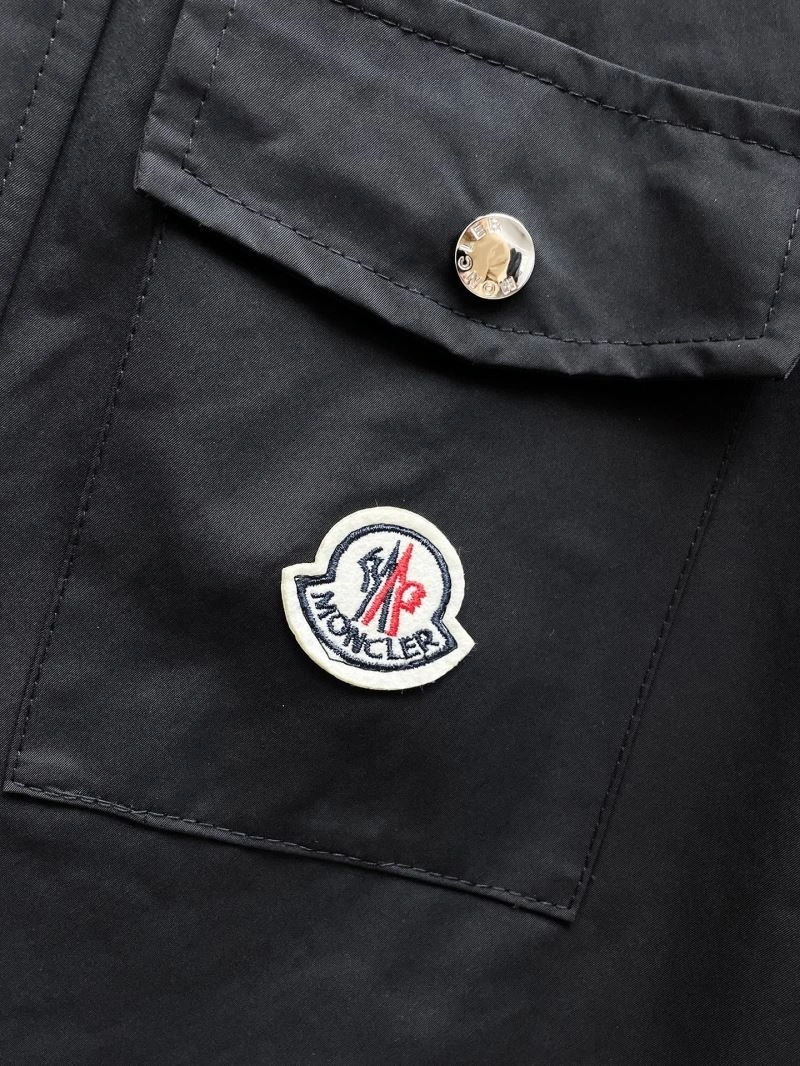 Unique Moncler Outwear 142520