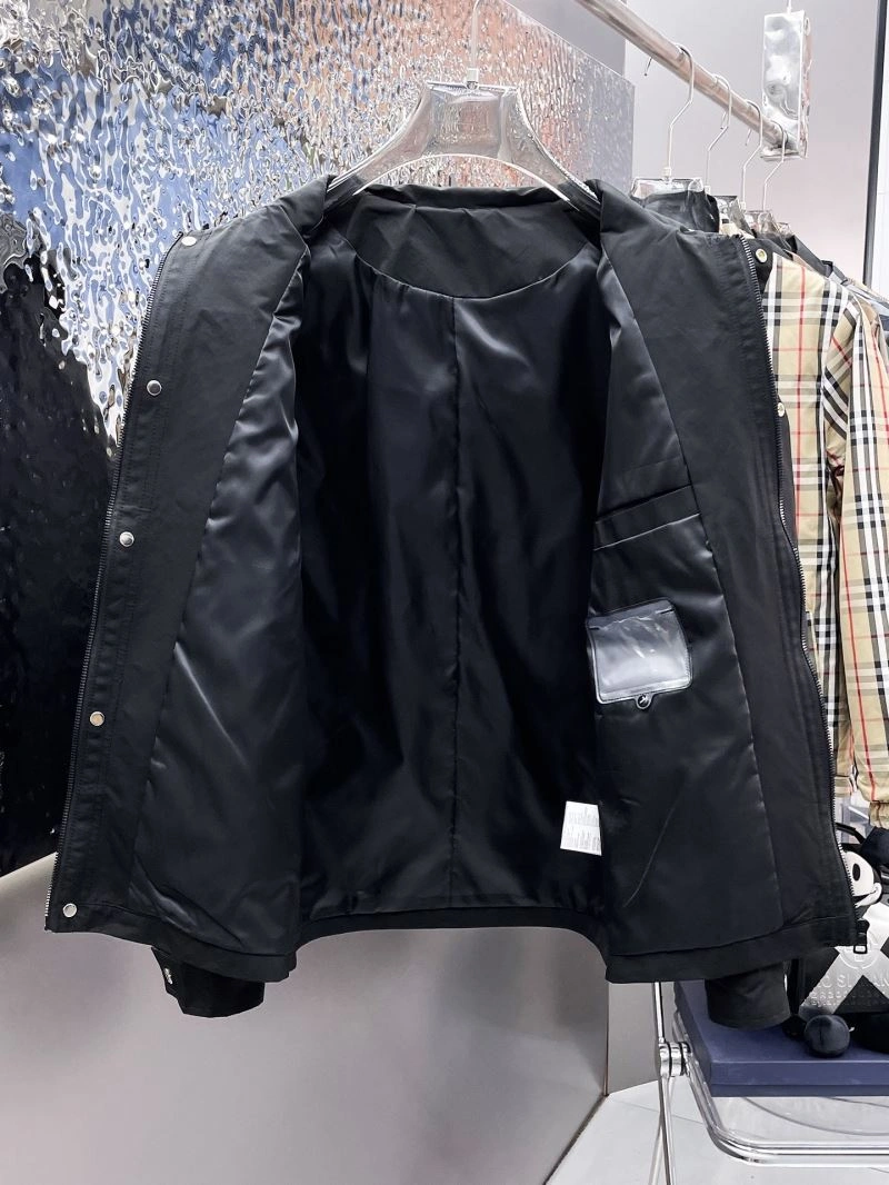 Unique Moncler Outwear 142520