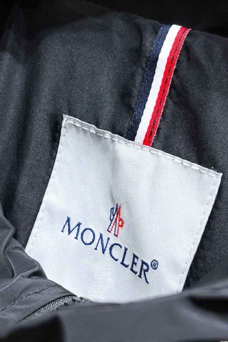 Sophisticated Moncler Outwear 142517