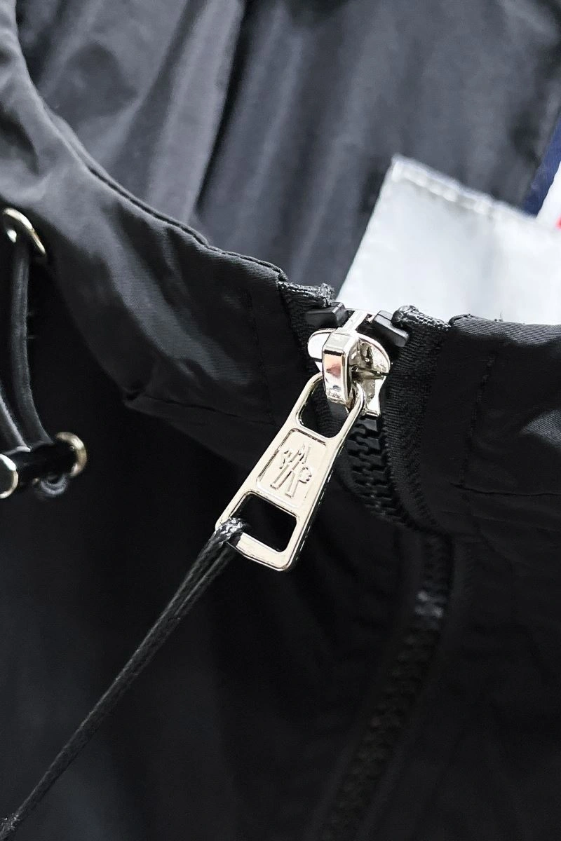 Sophisticated Moncler Outwear 142517