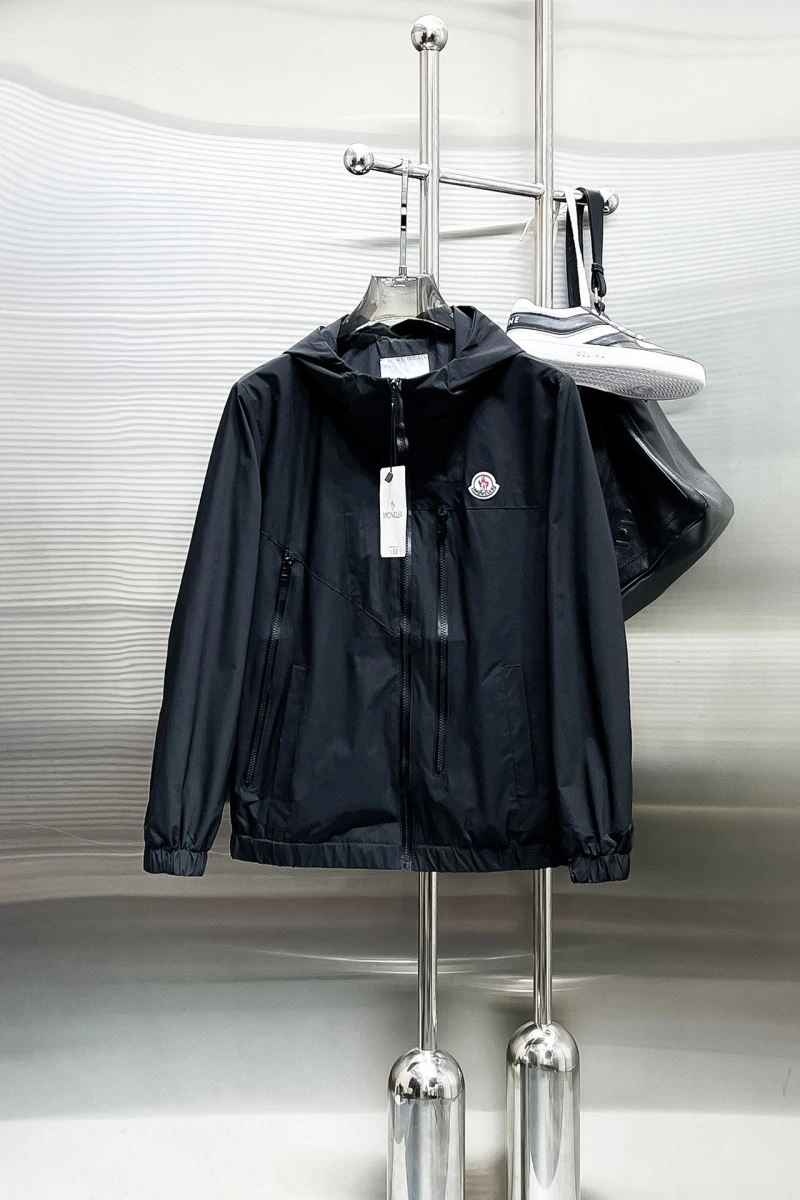 Moncler Outwear ZeroBulk 142514